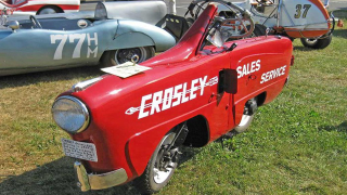 Illustration for article titled Crosley dealership sign scooter is one clever creation